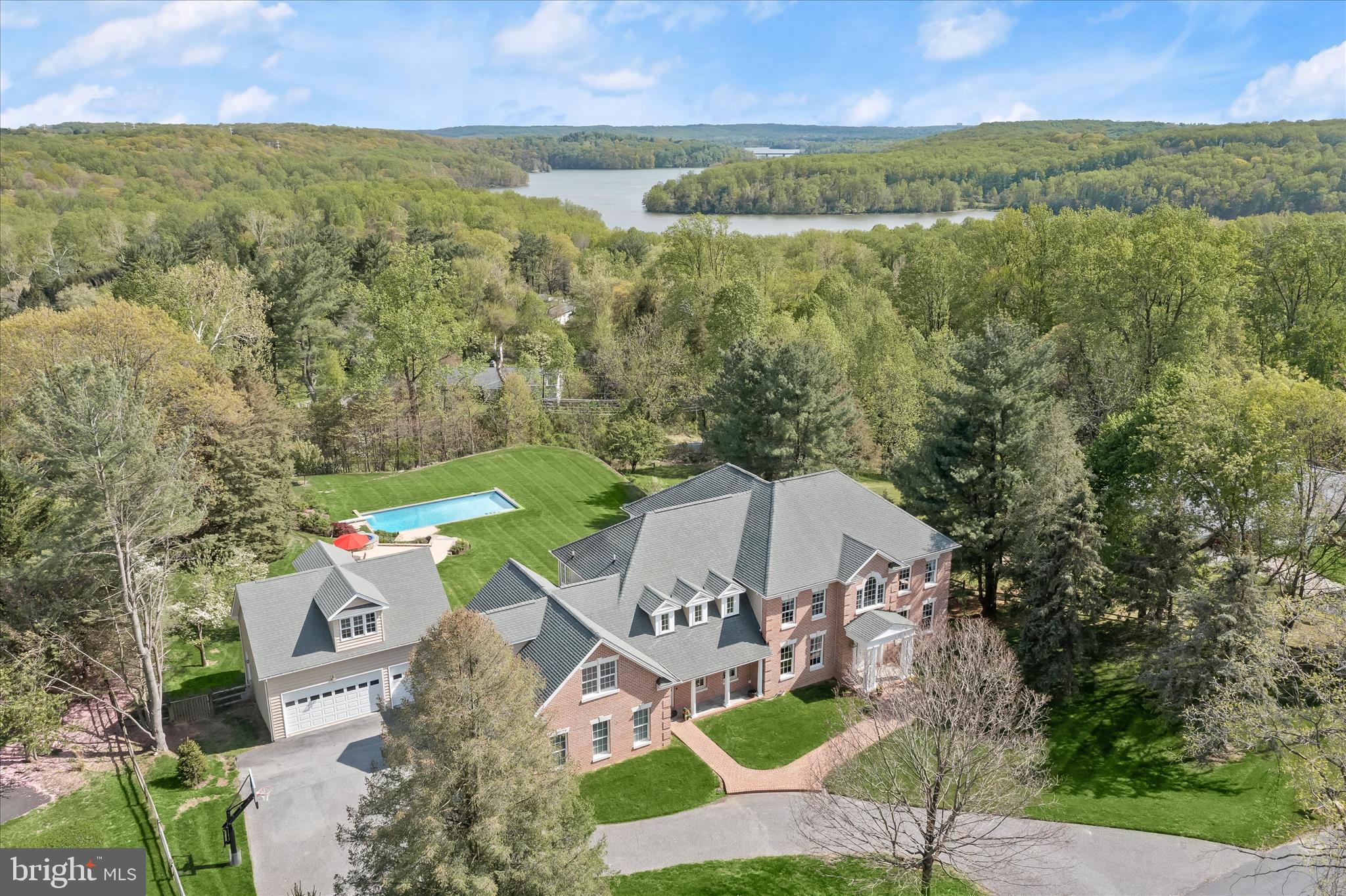 SUMMER HILL - Residential