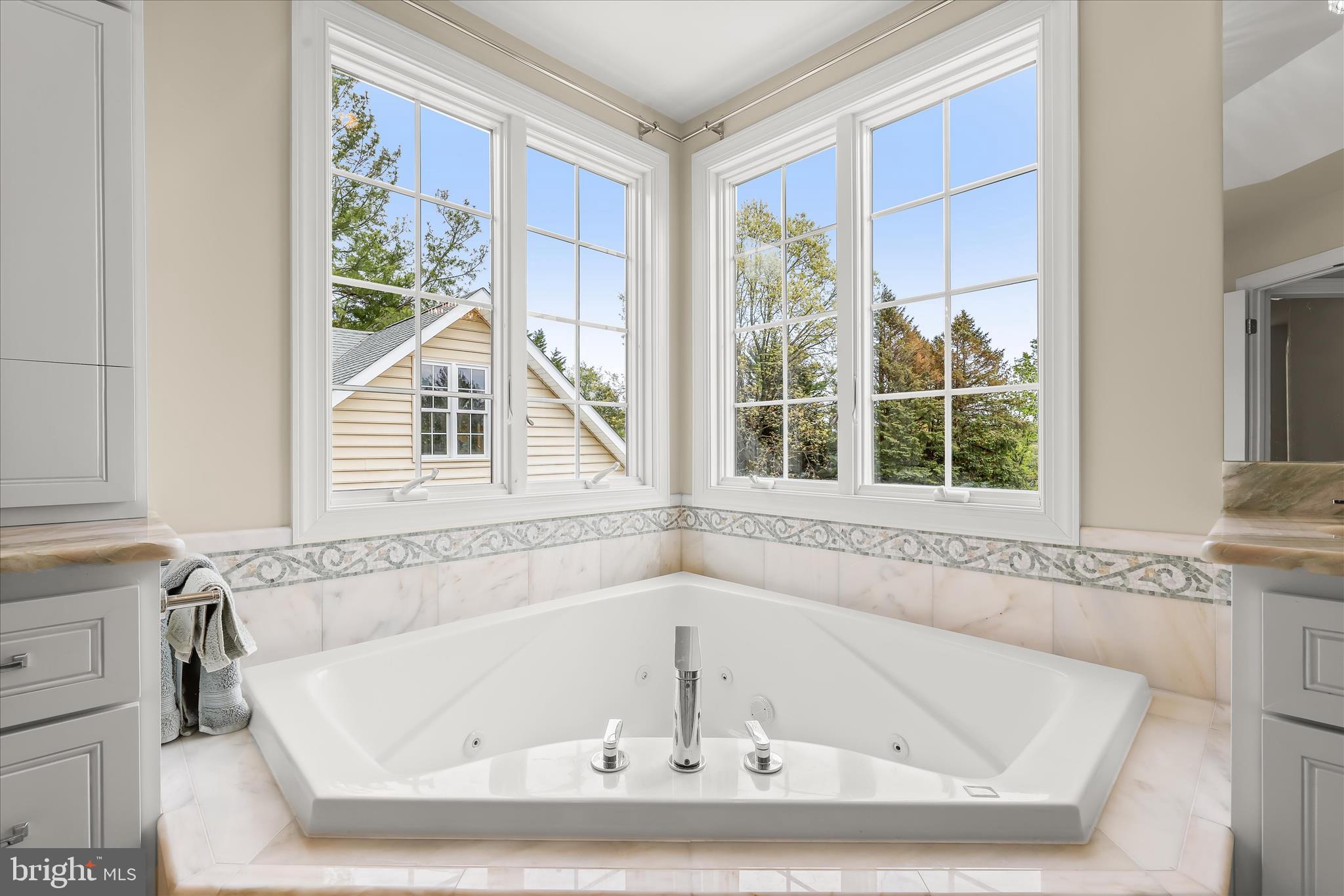 SUMMER HILL - Residential