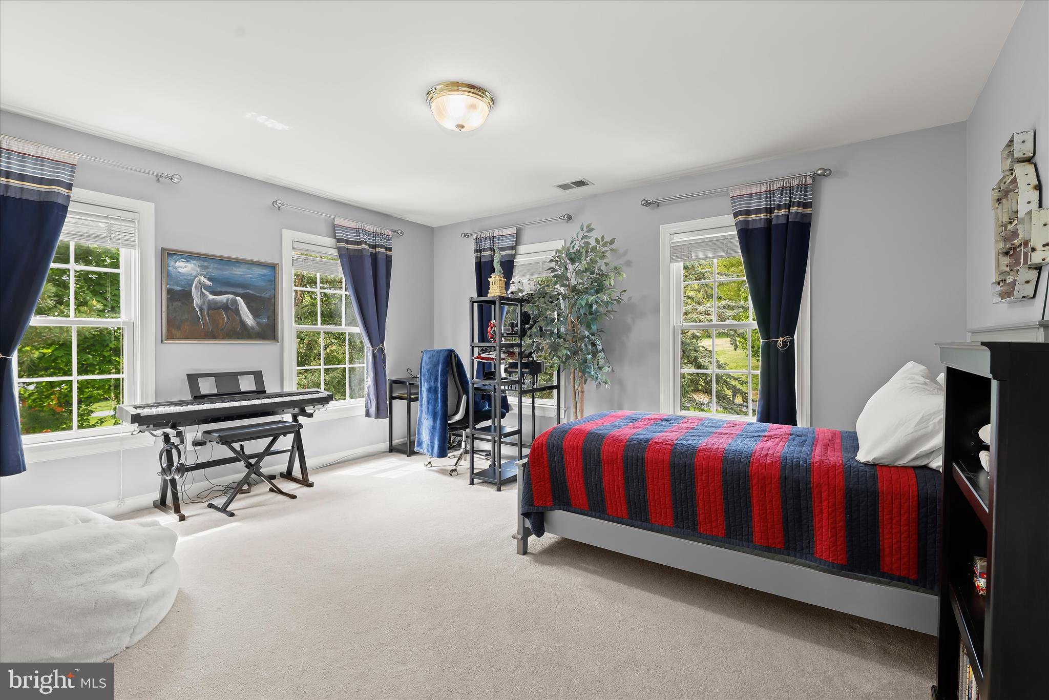 SUMMER HILL - Residential