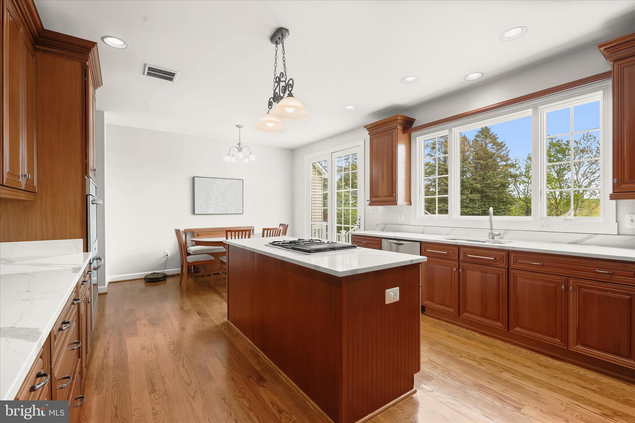 SUMMER HILL - Residential