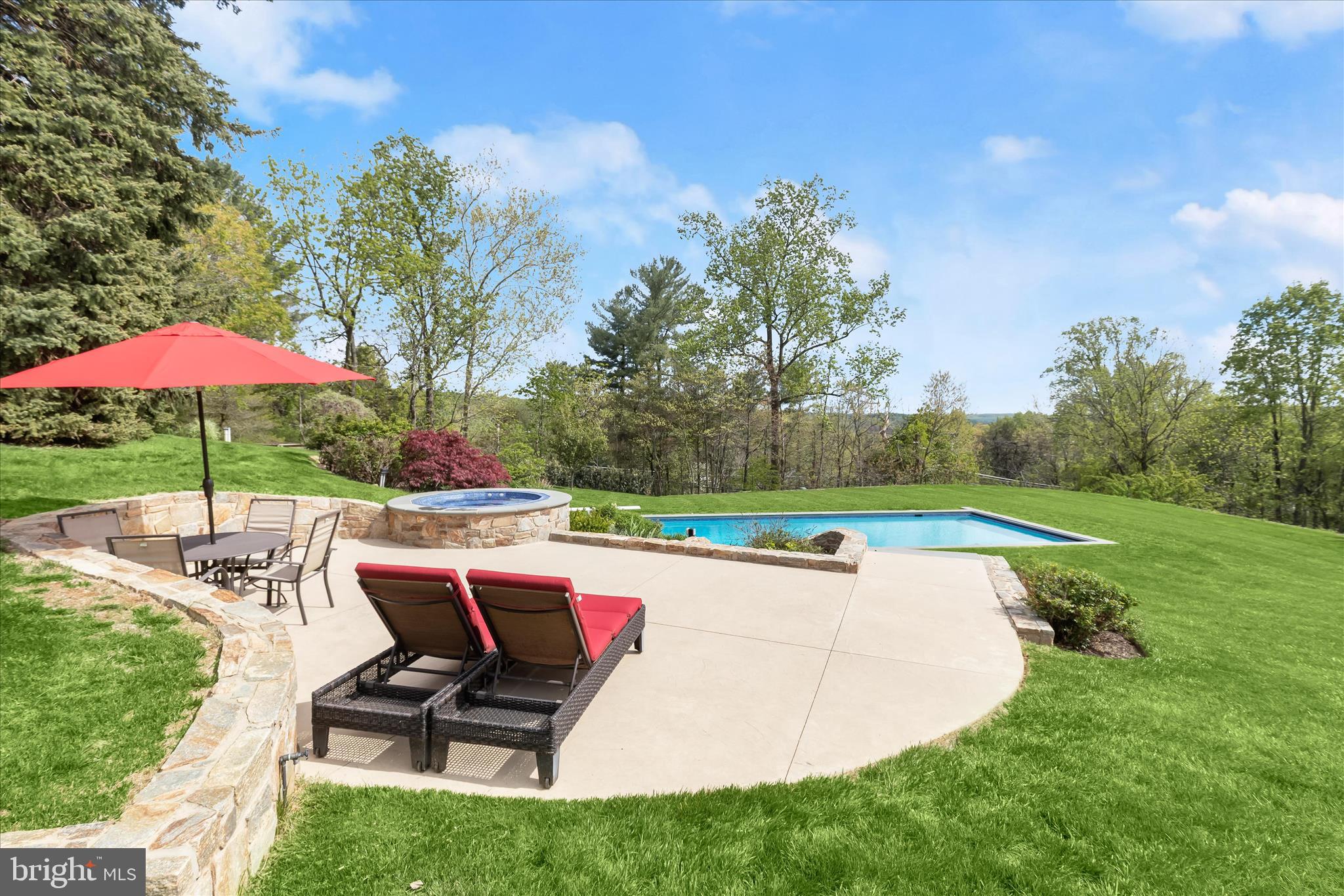 SUMMER HILL - Residential