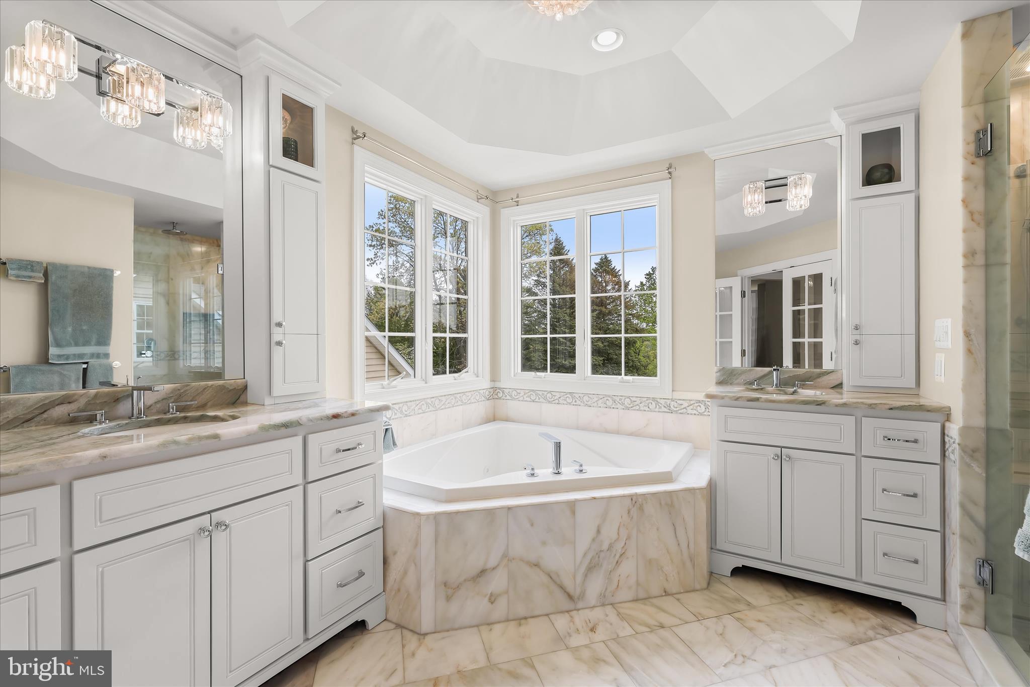 SUMMER HILL - Residential