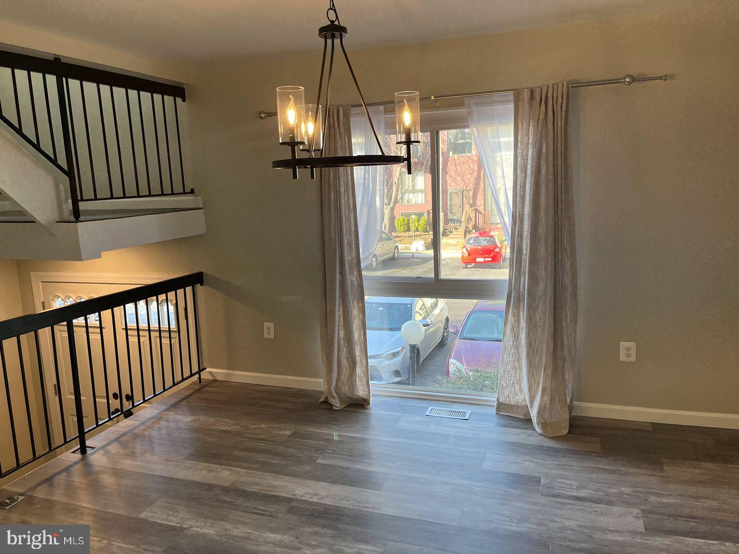 CYRANDALL VALLEY NORTH - Residential Lease