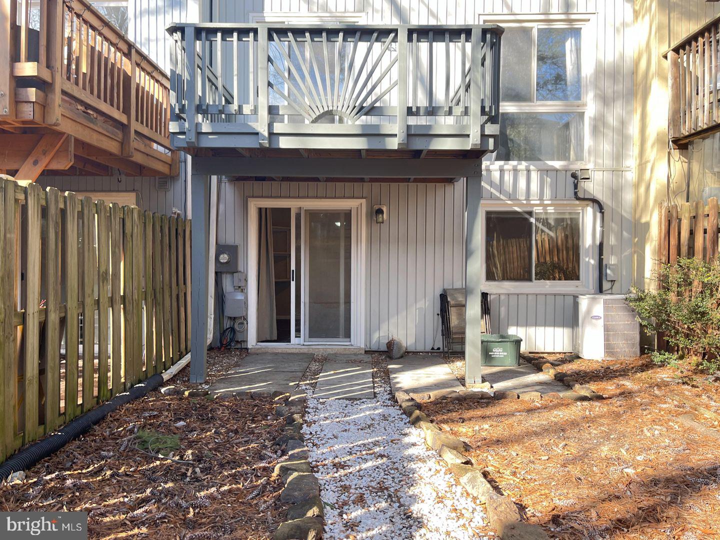 CYRANDALL VALLEY NORTH - Residential Lease