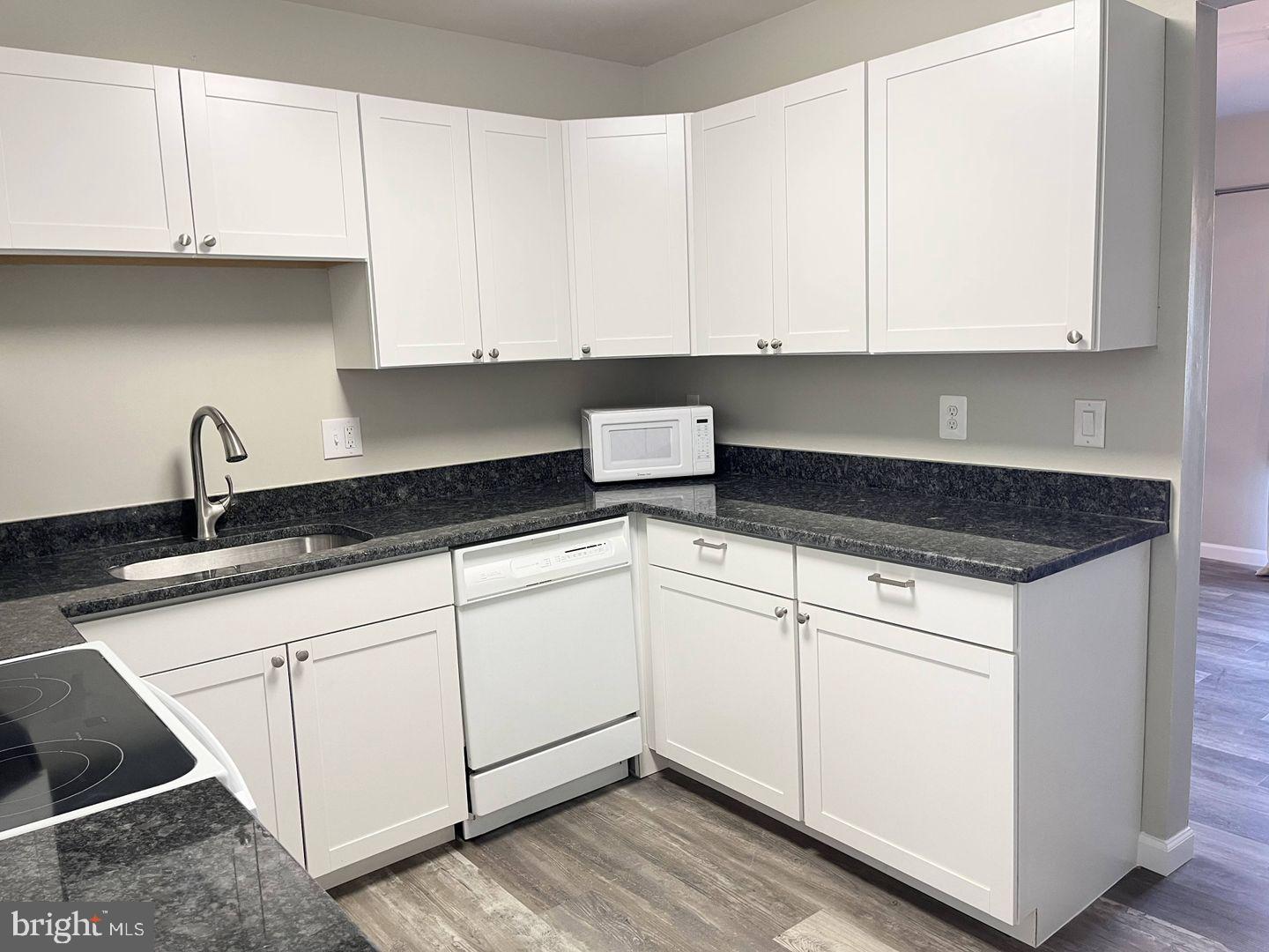 CYRANDALL VALLEY NORTH - Residential Lease