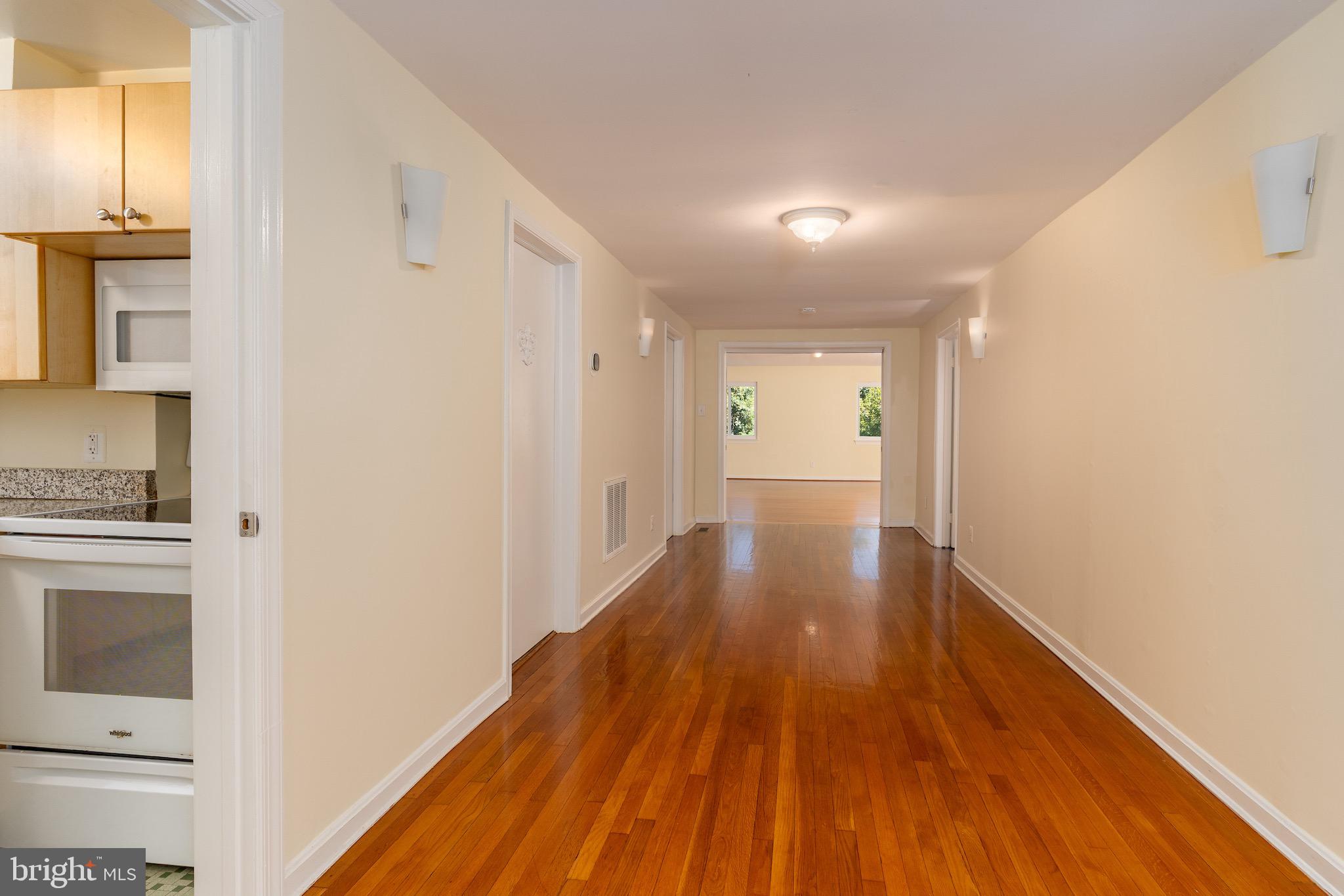 GLEN ECHO HEIGHTS - Residential Lease