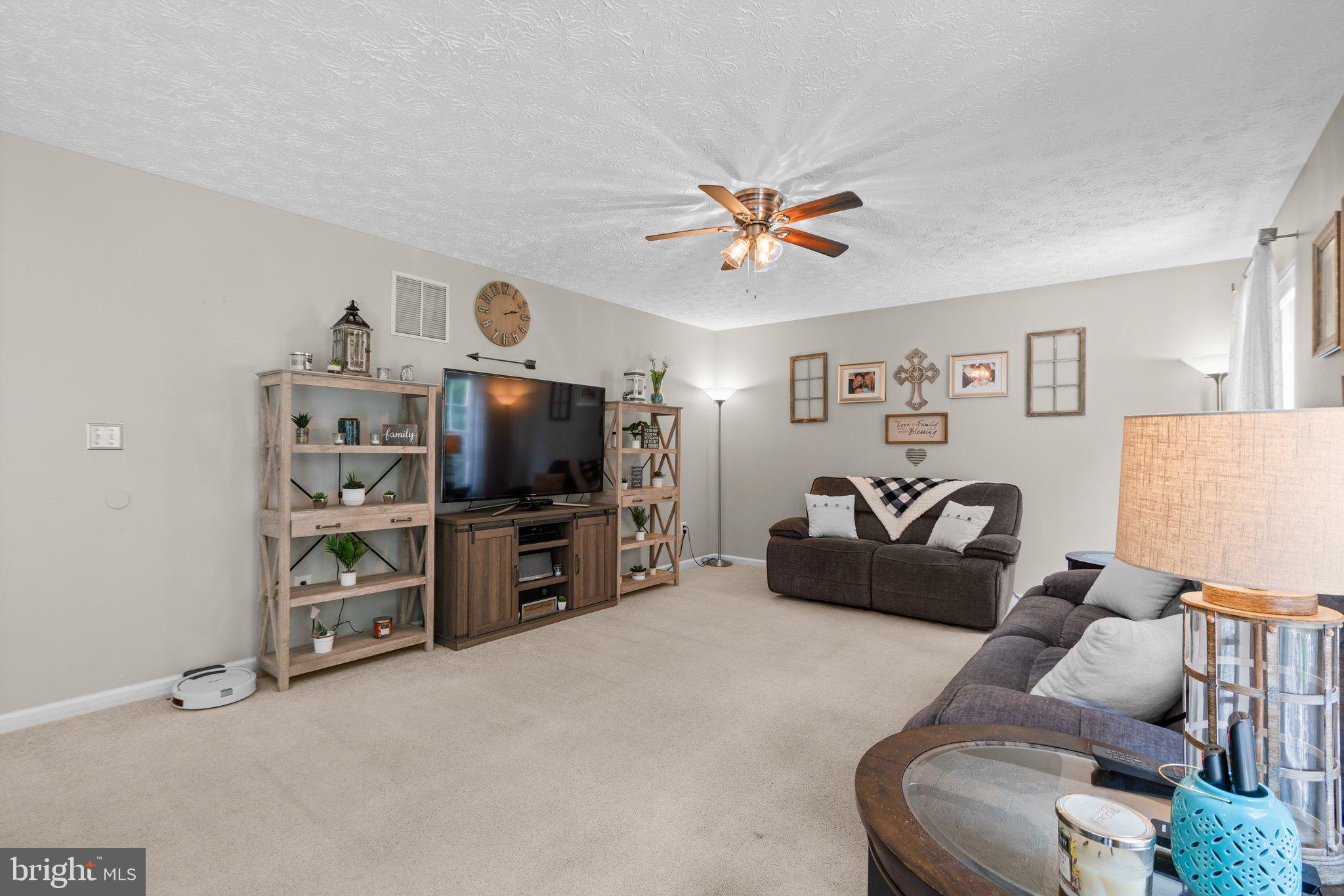 PINEY ORCHARD - Residential