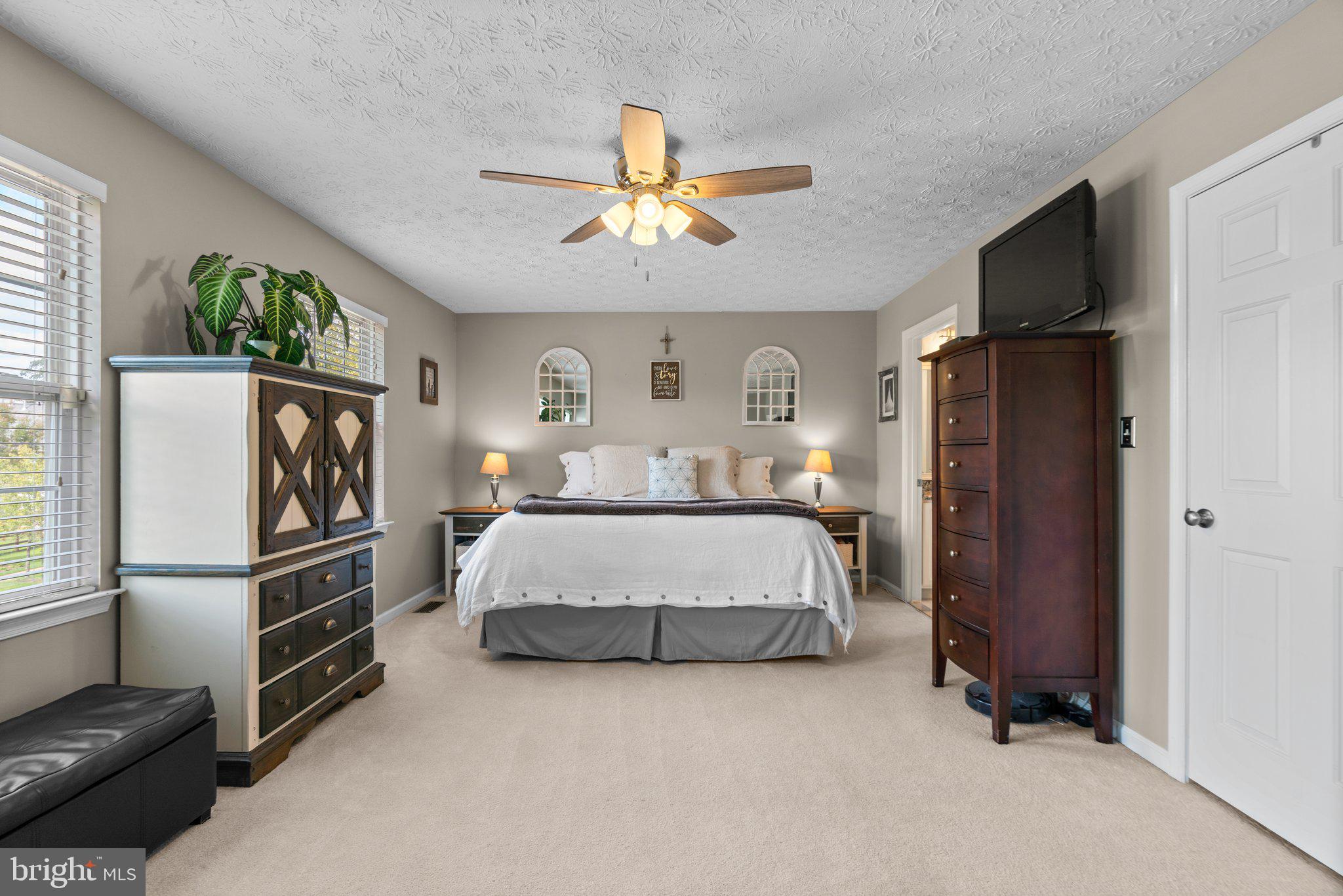 PINEY ORCHARD - Residential