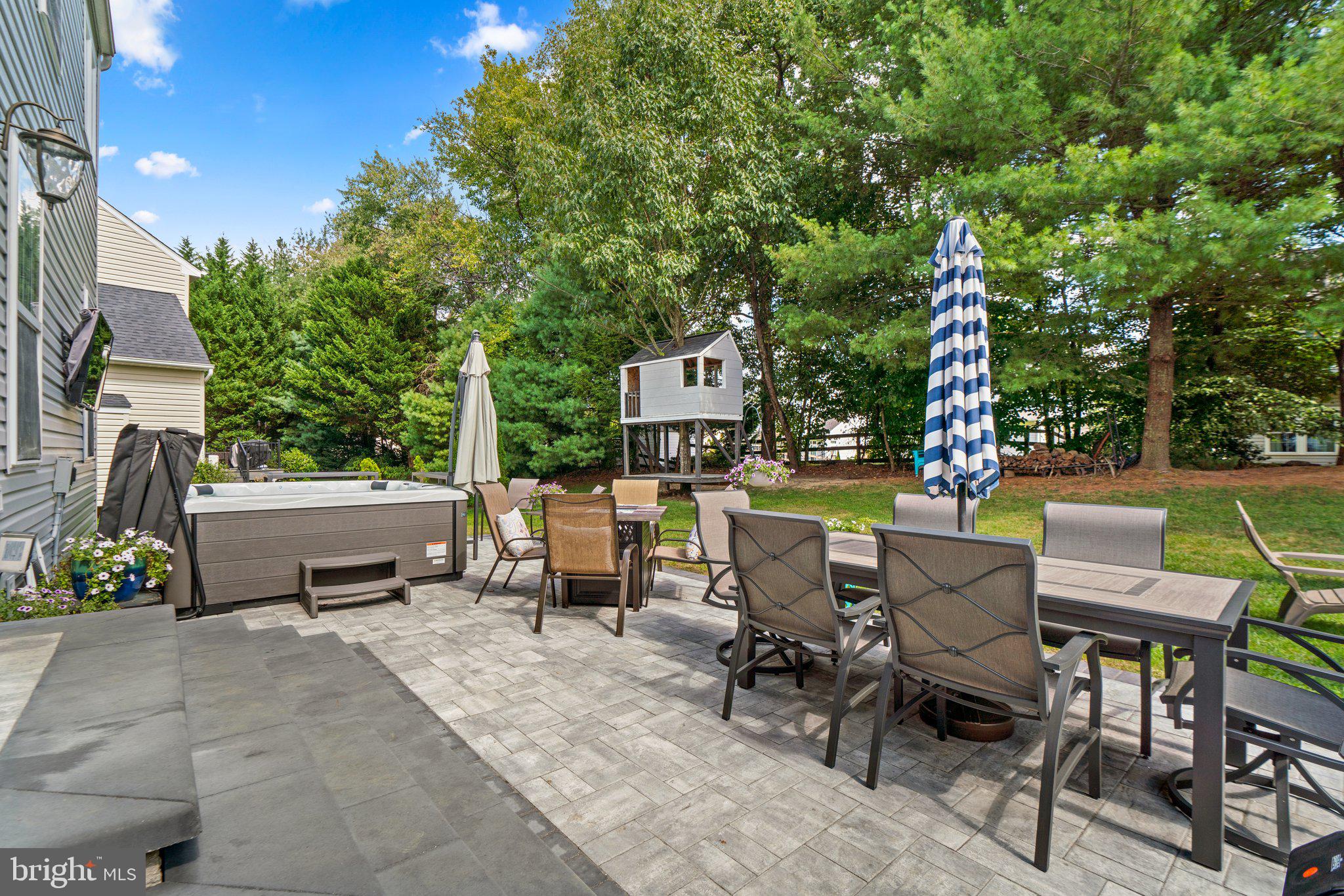 PINEY ORCHARD - Residential