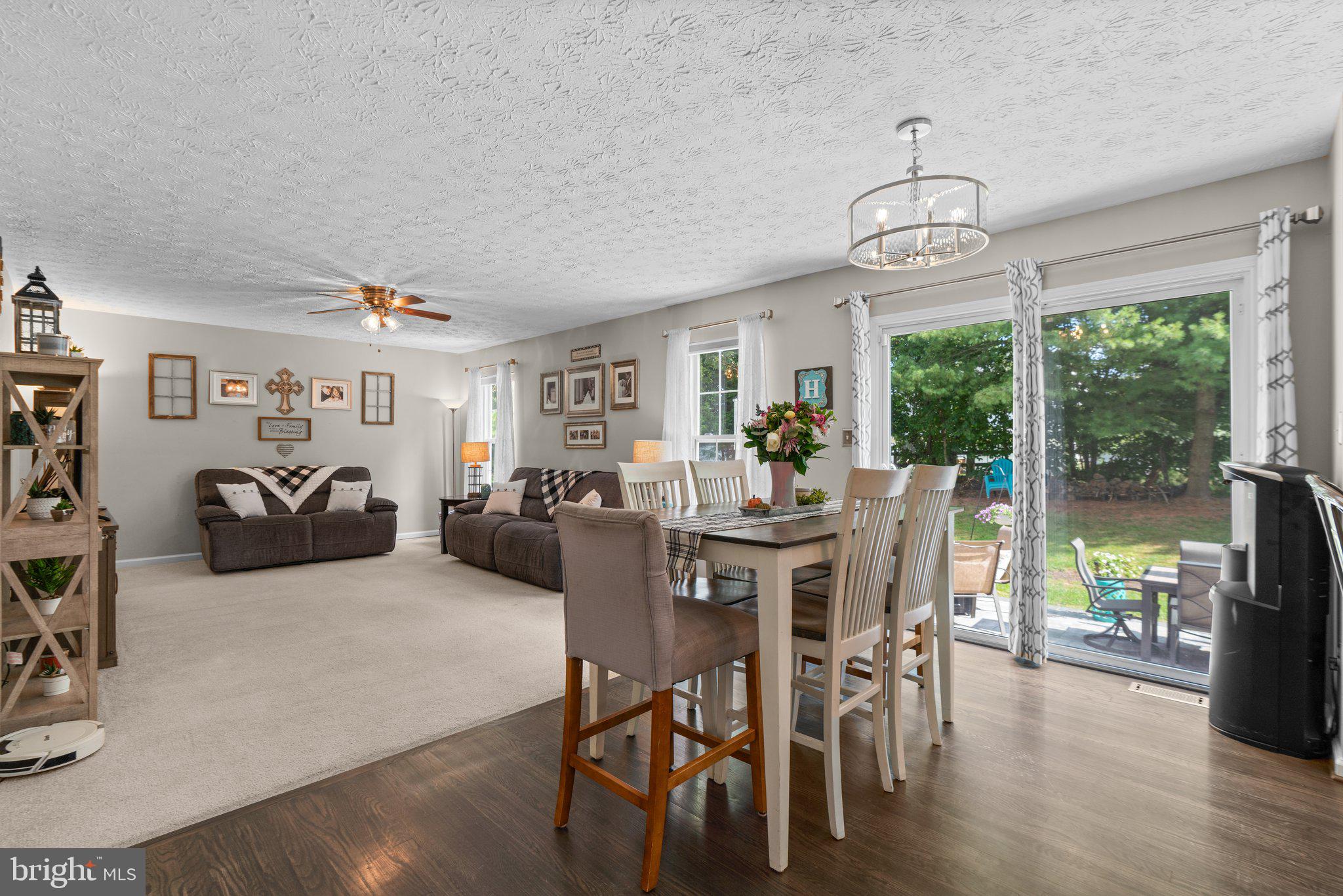 PINEY ORCHARD - Residential