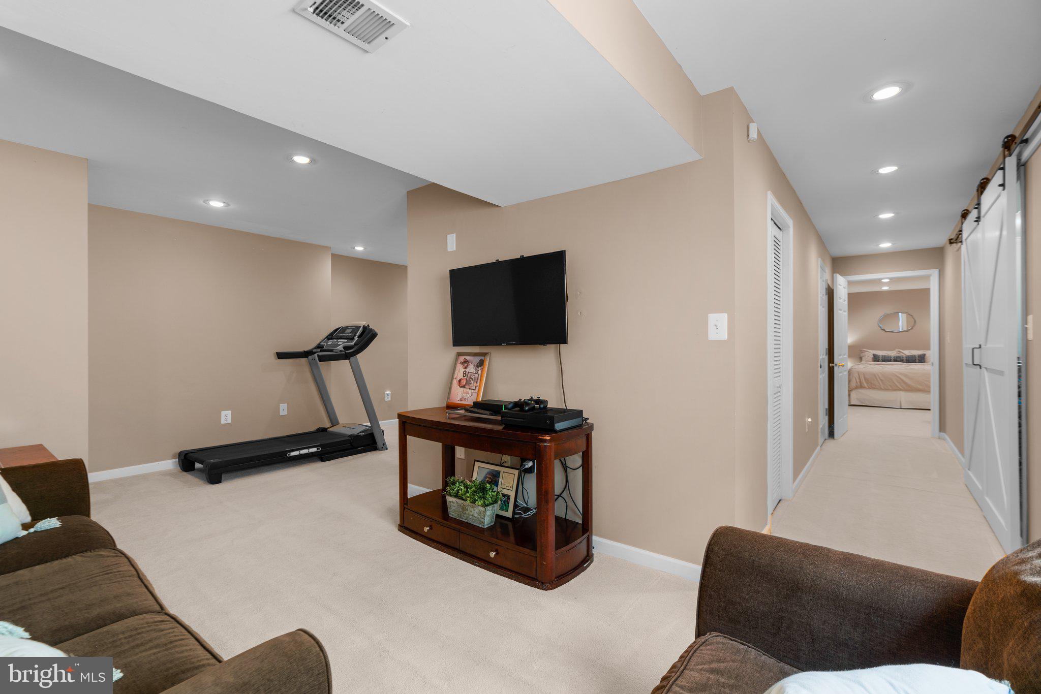 PINEY ORCHARD - Residential