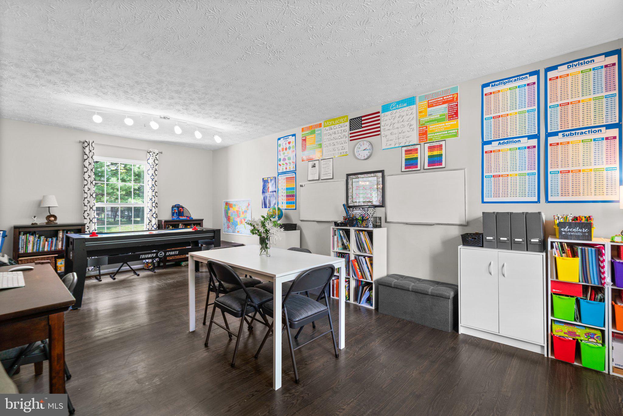 PINEY ORCHARD - Residential