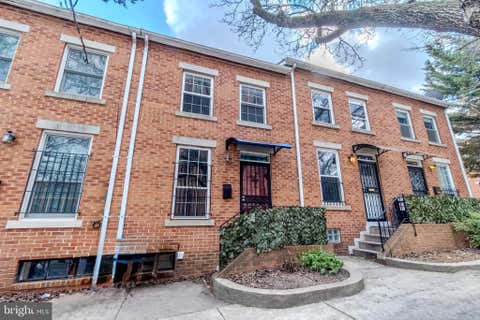 Townhouse For Sale - 1805 E Lamley Street<br/> Baltimore City County, BALTIMORE, MD 21231