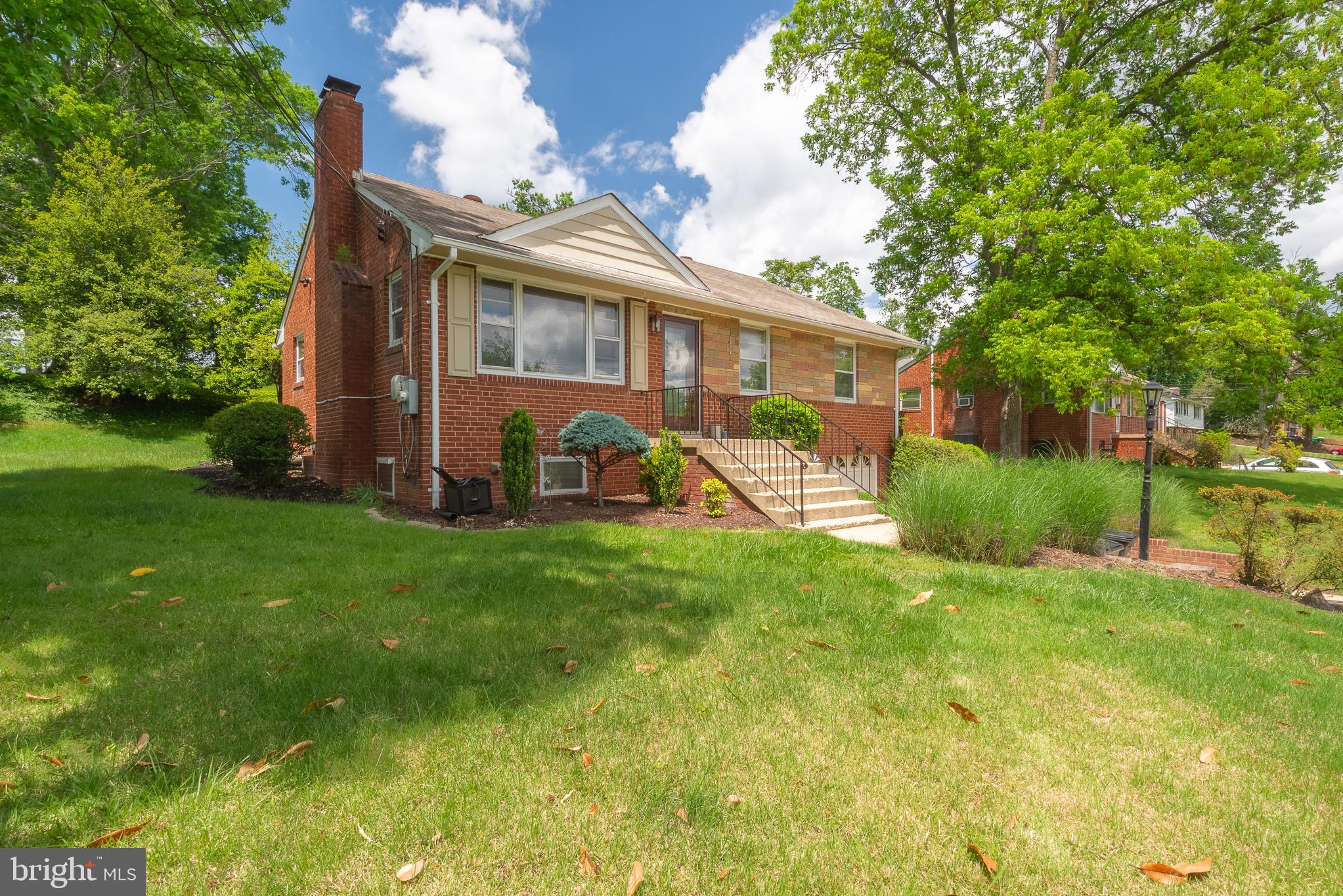 BROADVIEW - Residential