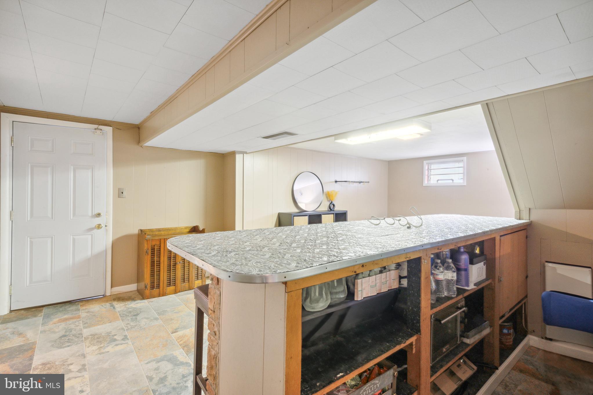 BROADVIEW - Residential