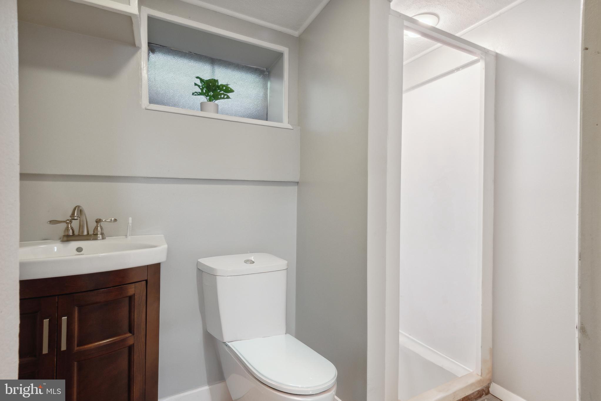 BROADVIEW - Residential