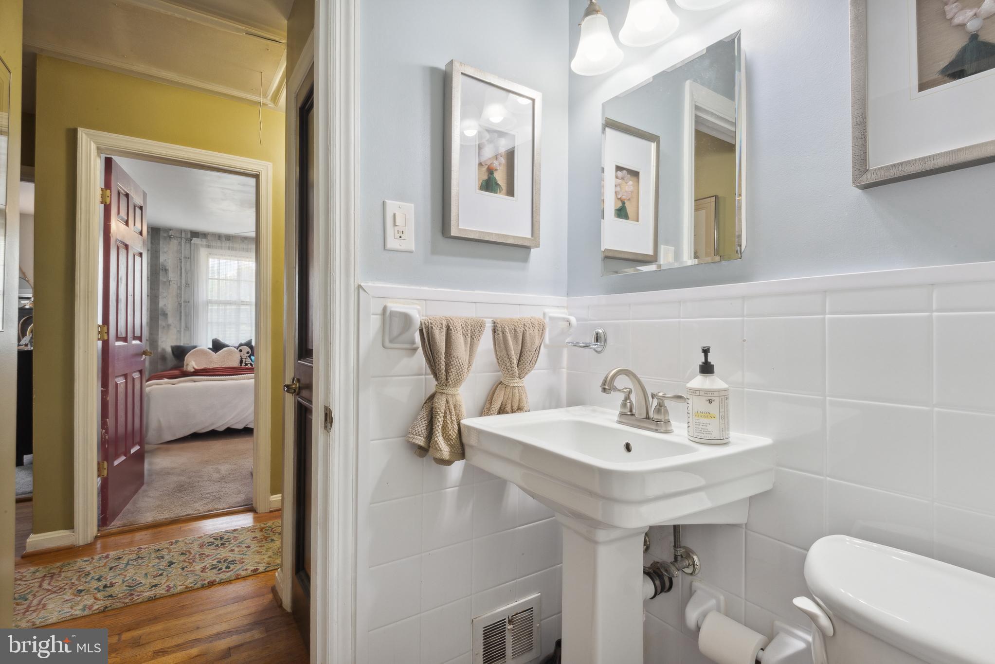 BROADVIEW - Residential