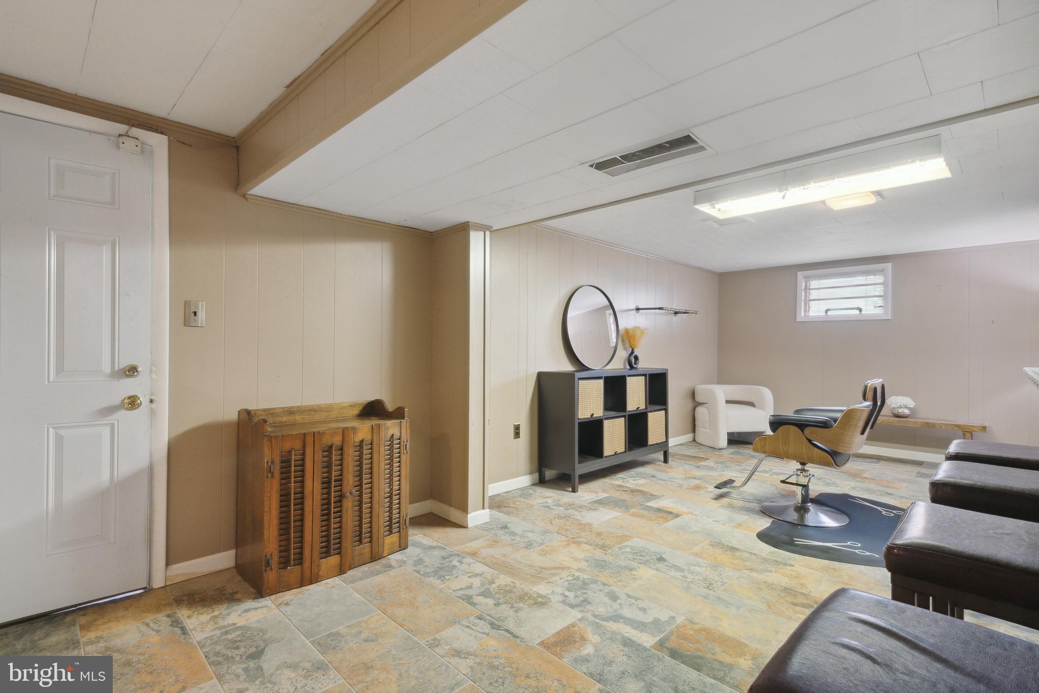 BROADVIEW - Residential