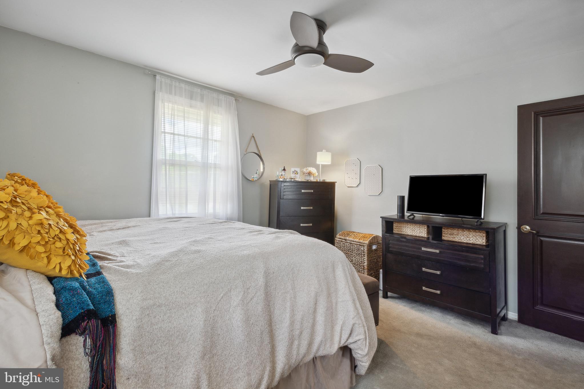 BROADVIEW - Residential