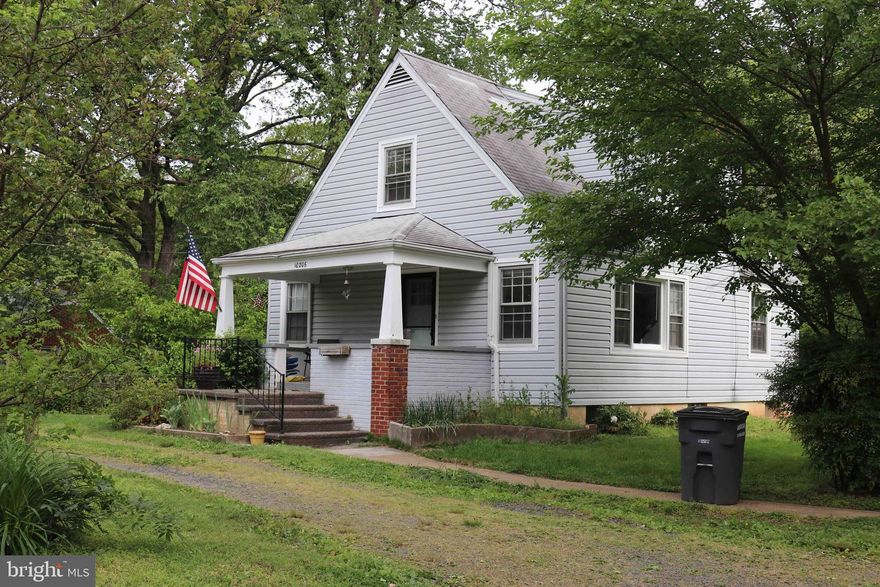 Great find in Oakton - a house on a half an acre lot with no HOA!!!!  This house is a charming Cape Cod with renovated kitchen, granite counter tops, stainless steel appliances and hardwood floors.  It offers great outdoor living with fully fenced back yard with front porch and large lawn.  It has a detached garage as well.  With little imagination and some sweat equity you can either totally renovate it or tear it down and build your 1.5 million dollar mansion.  Public sewer and gas nearby in the street.  The owner is also selling a house next door (10212), so if you want to buy both and build new homes, let us know.   The central location of this house makes it super attractive as it is located few blocks from Oakton Elementary School and short distance to Oakton High School and Vienna metro.   Don't miss it, act fast.