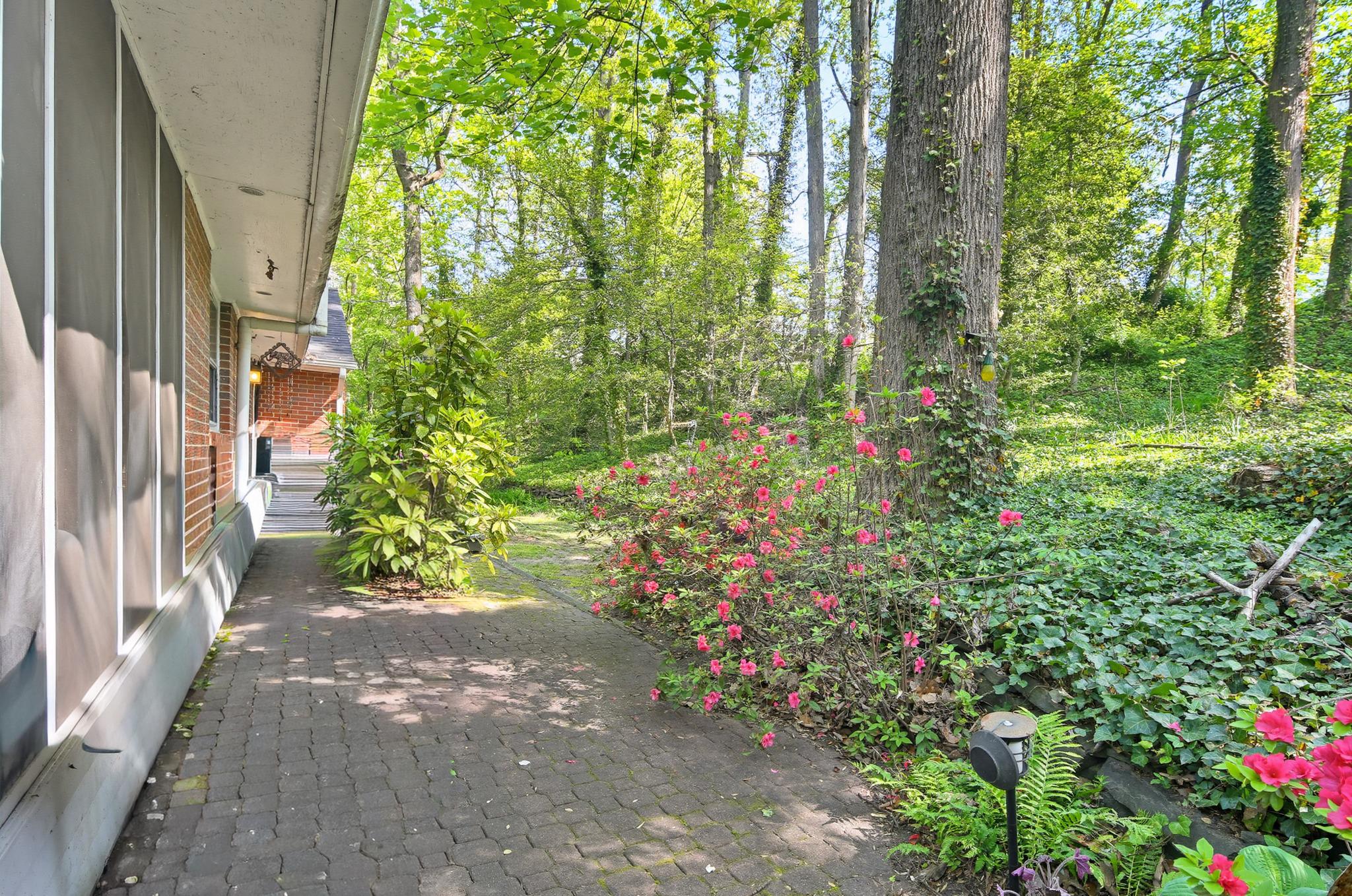 BEN OAKS ON SEVERN - Residential