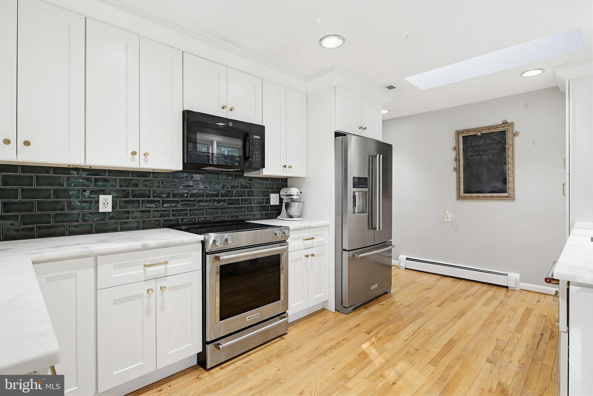 BEN OAKS ON SEVERN - Residential