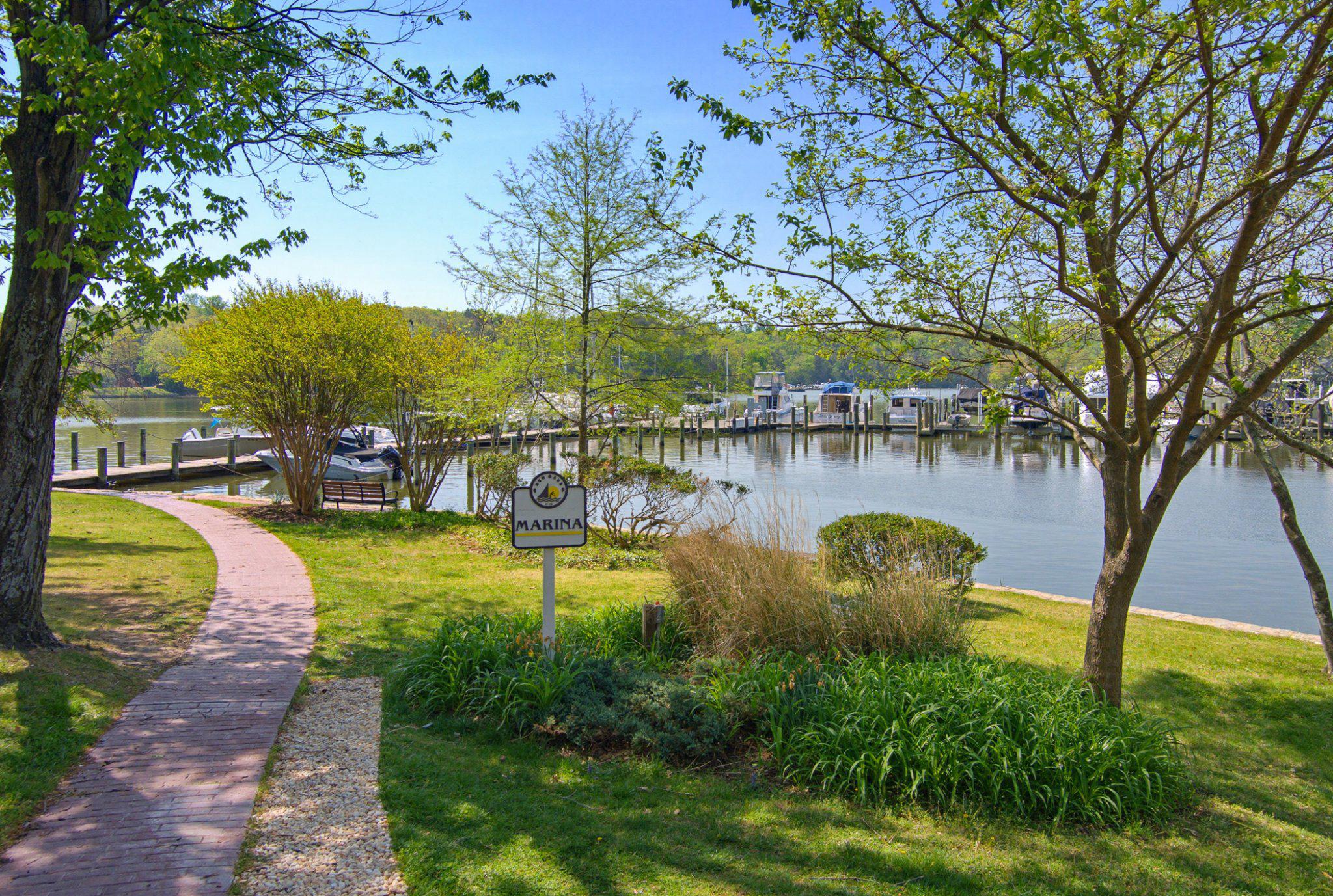 BEN OAKS ON SEVERN - Residential
