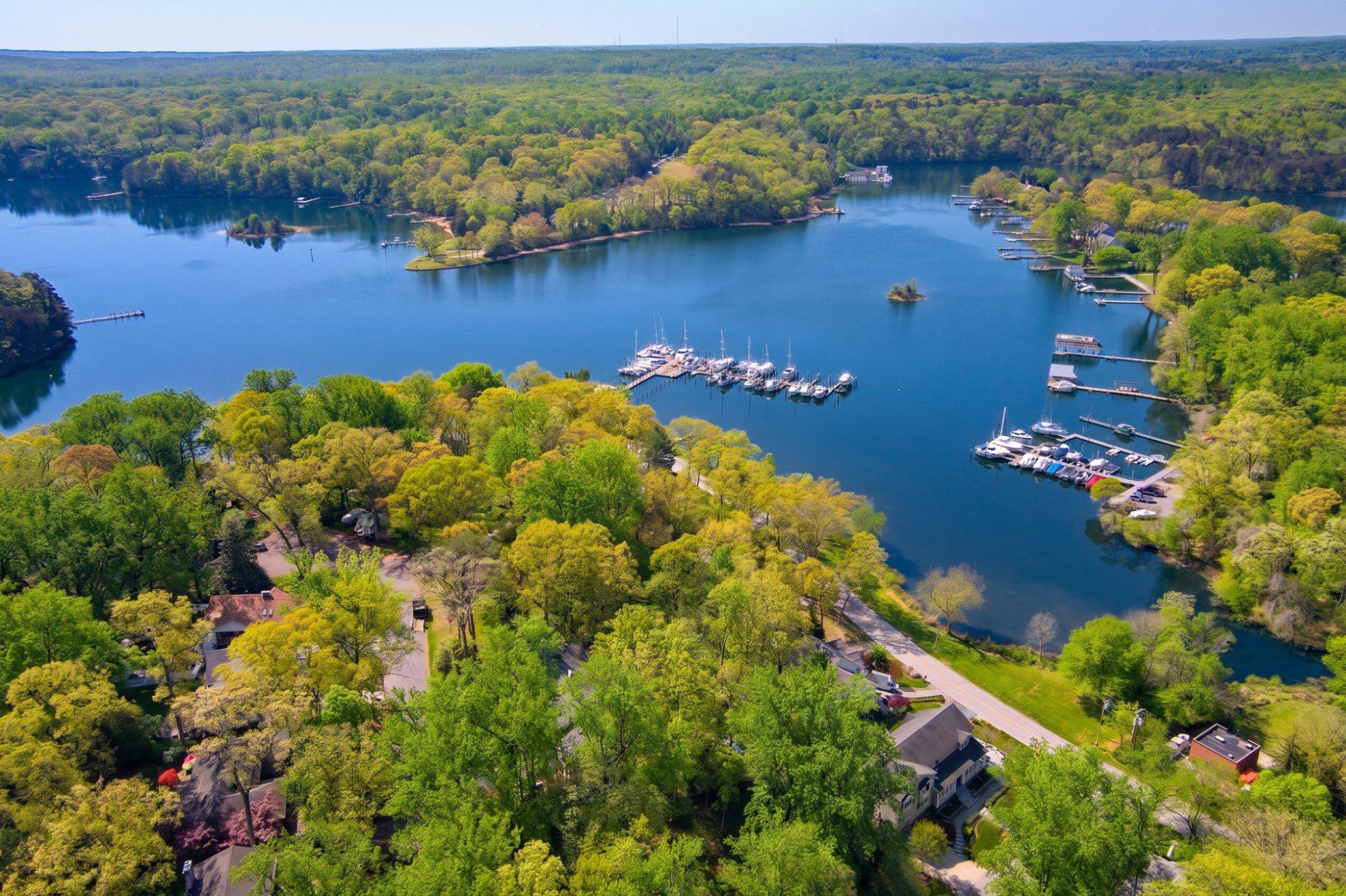 BEN OAKS ON SEVERN - Residential