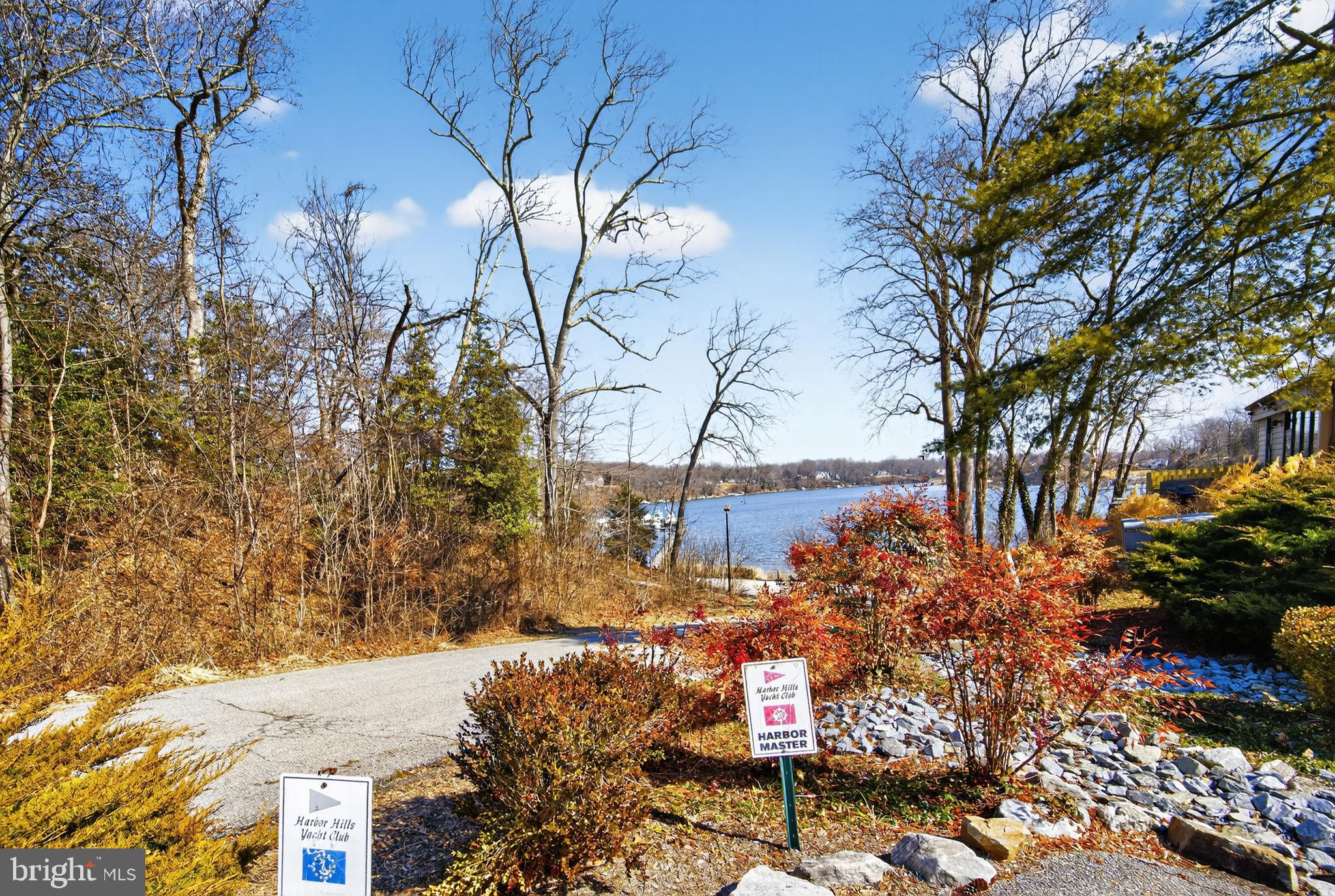 HARBOR HILLS - Residential