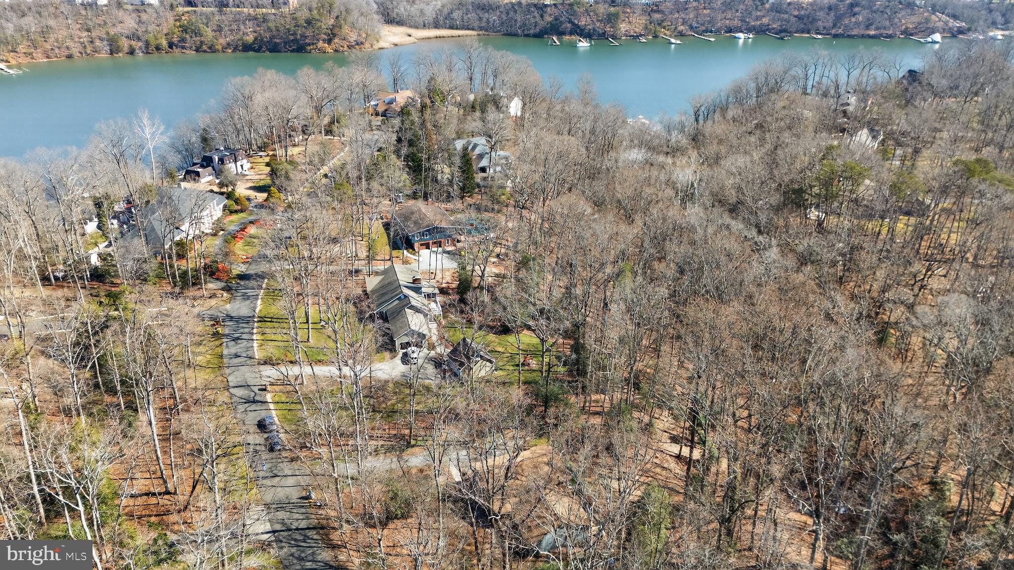 HARBOR HILLS - Residential