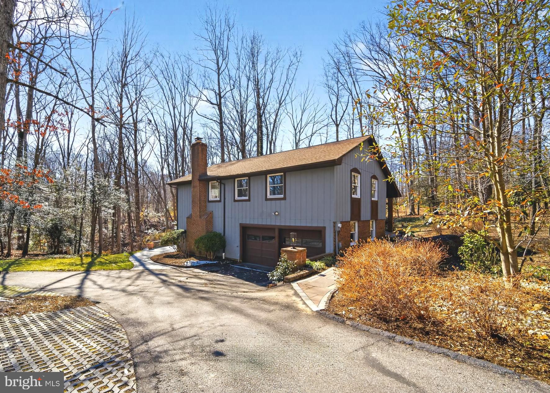 HARBOR HILLS - Residential