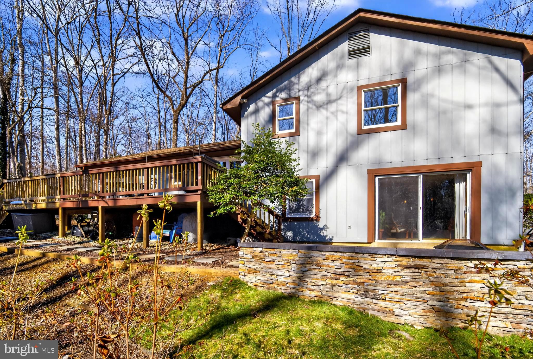 HARBOR HILLS - Residential