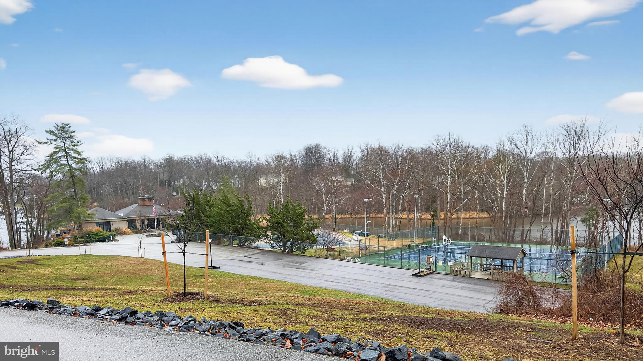 HARBOR HILLS - Residential