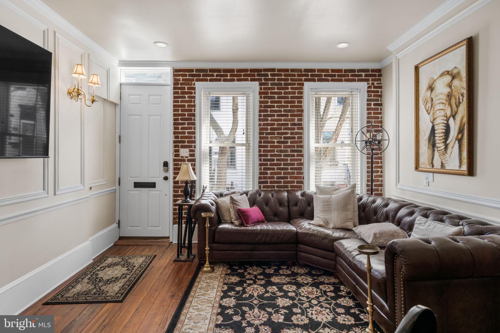 FAIRMOUNT - Residential