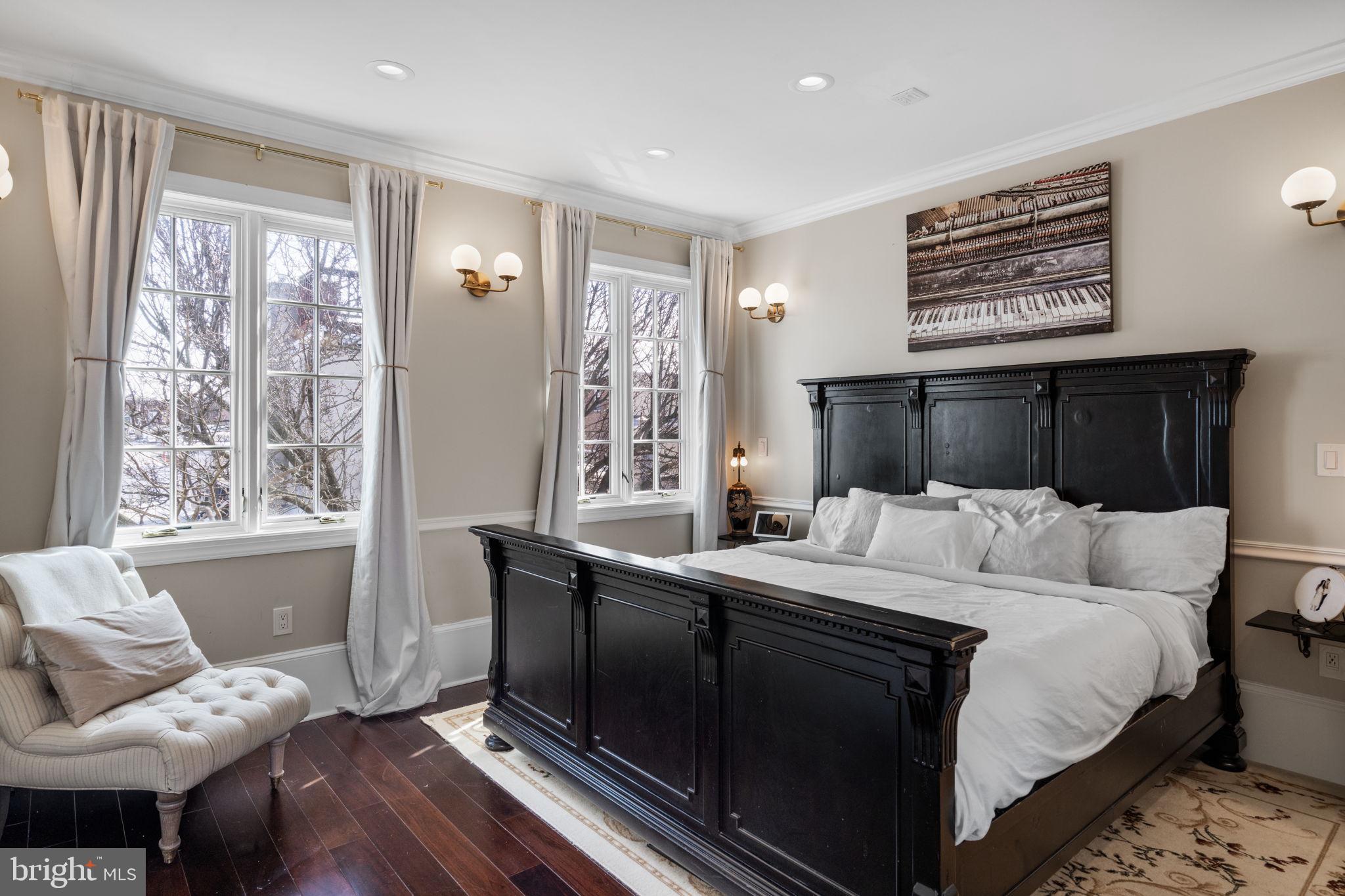 FAIRMOUNT - Residential