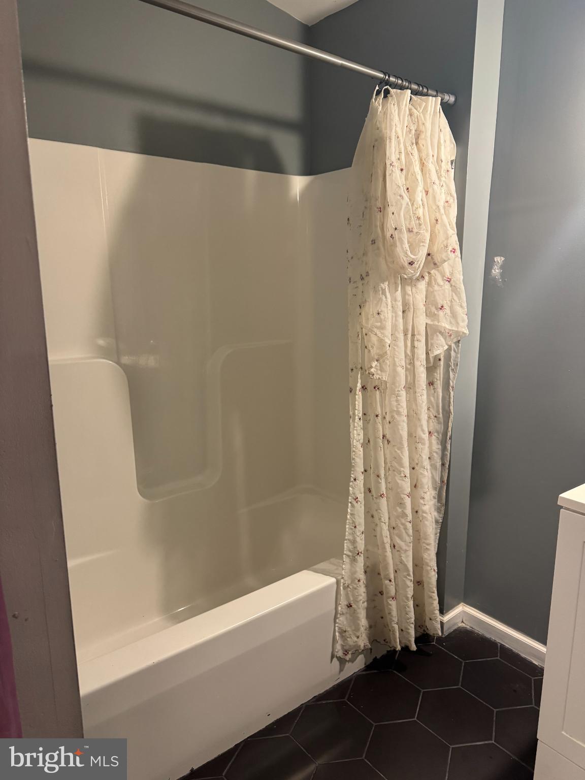 CHARLES TOWN - Residential