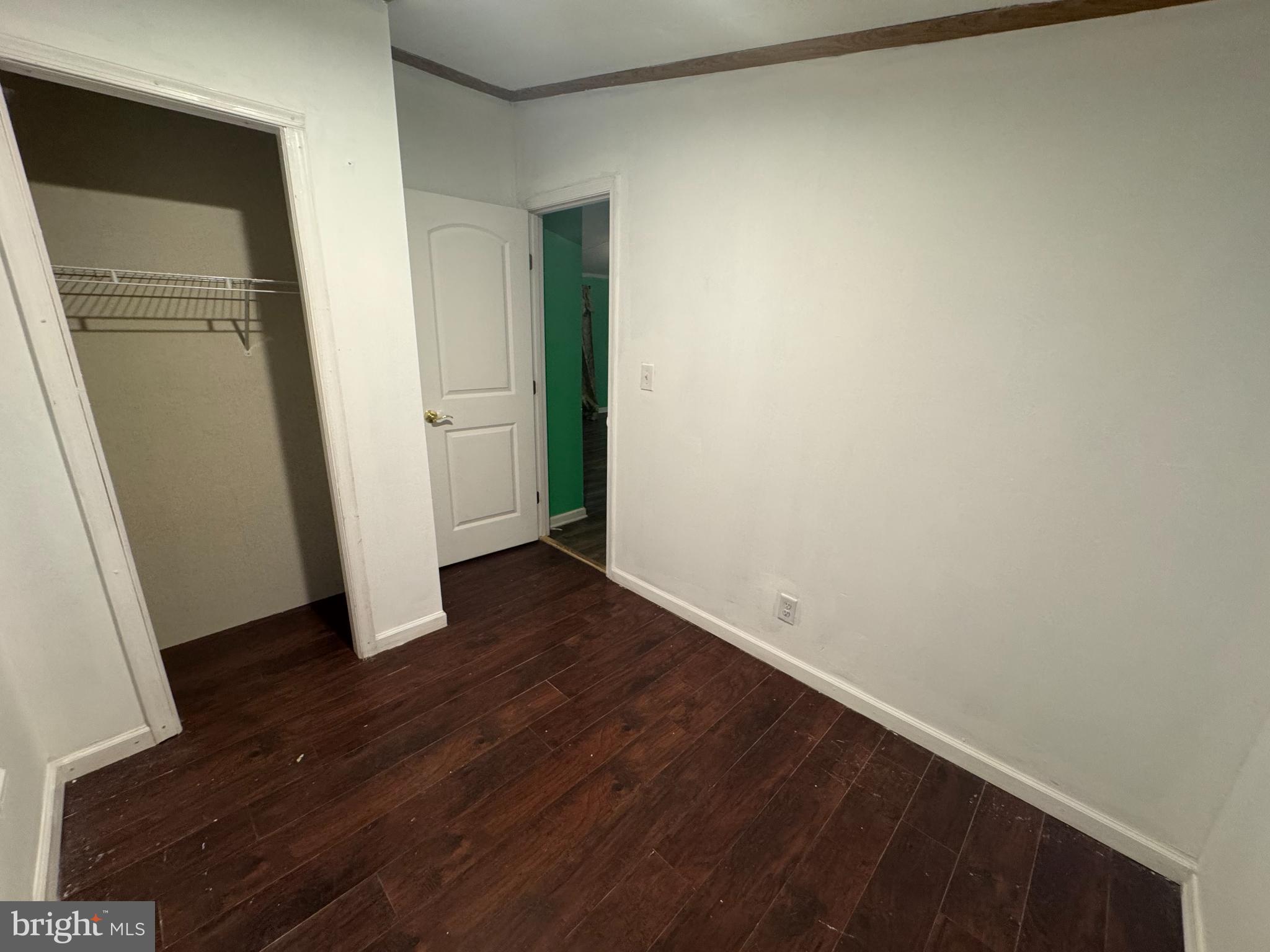 CHARLES TOWN - Residential