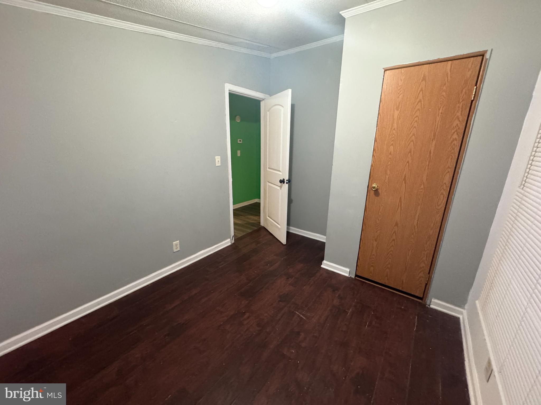 CHARLES TOWN - Residential