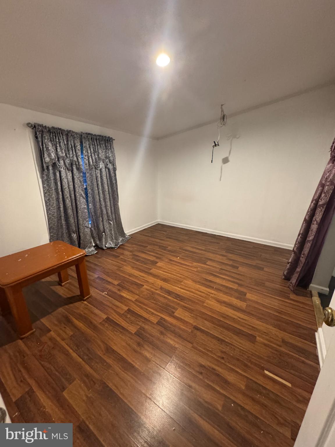 CHARLES TOWN - Residential