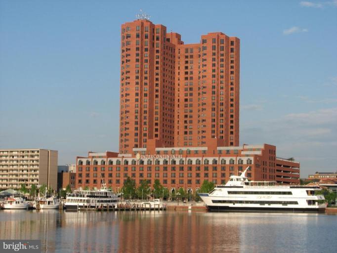 HARBOR COURT CONDOMINIUMS - Residential Lease