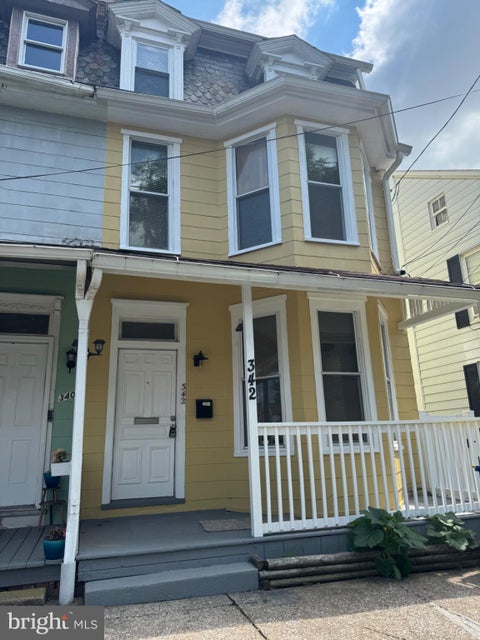 Townhouse For Rent - 342 S Catherine Street<br/> MIDDLETOWN, PA 17057