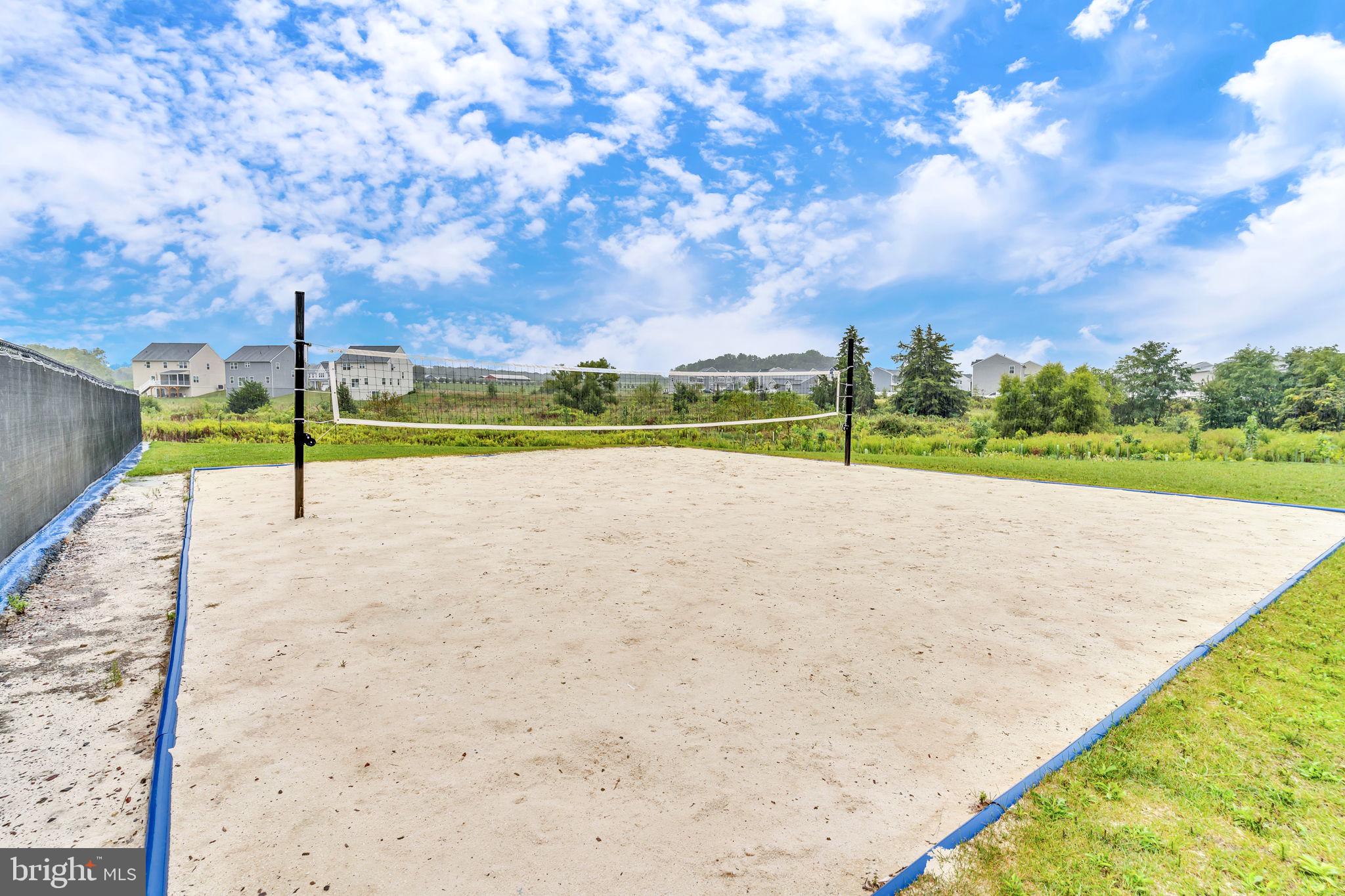 MEADE'S CROSSING - Residential