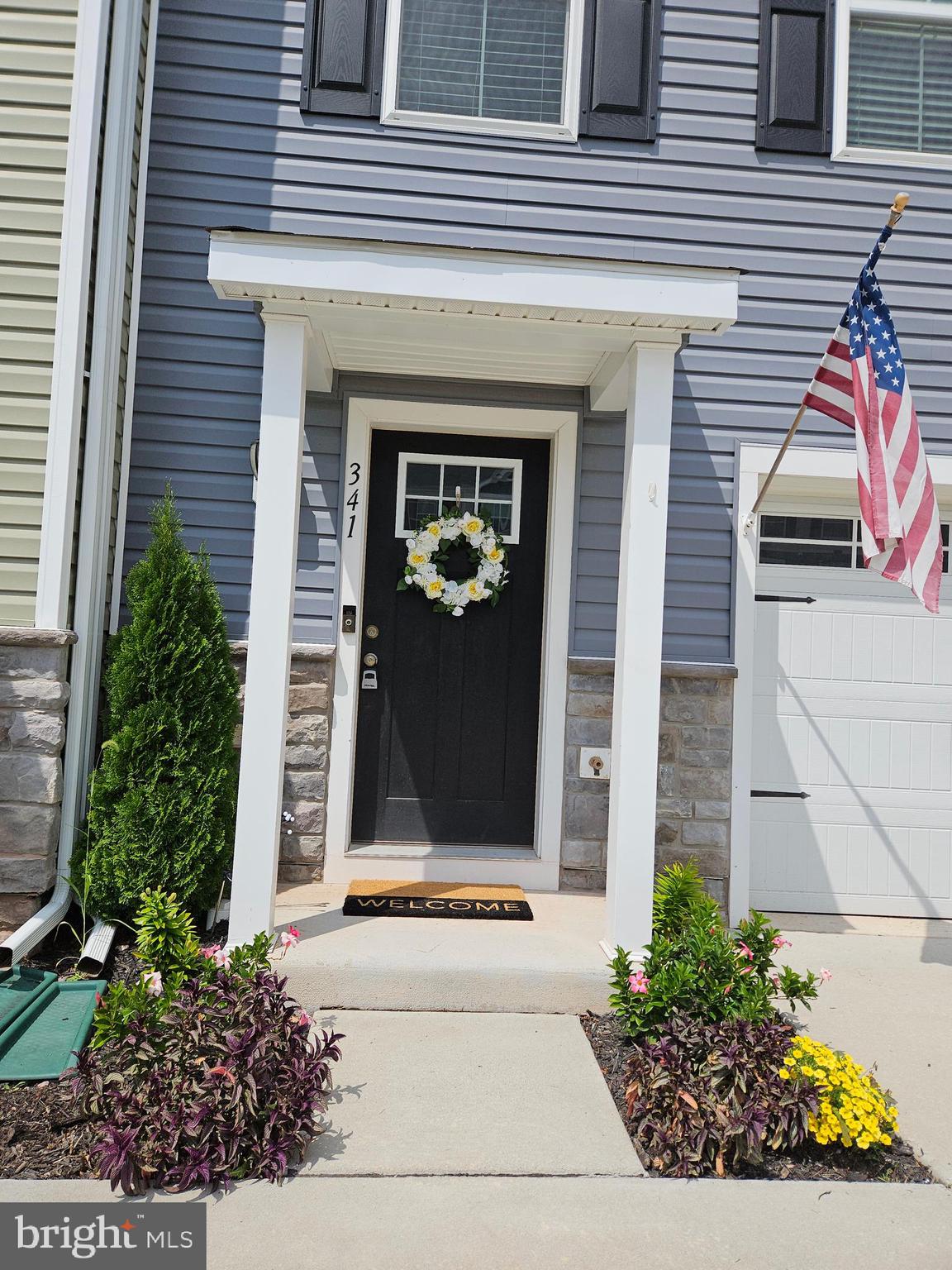 MEADE'S CROSSING - Residential