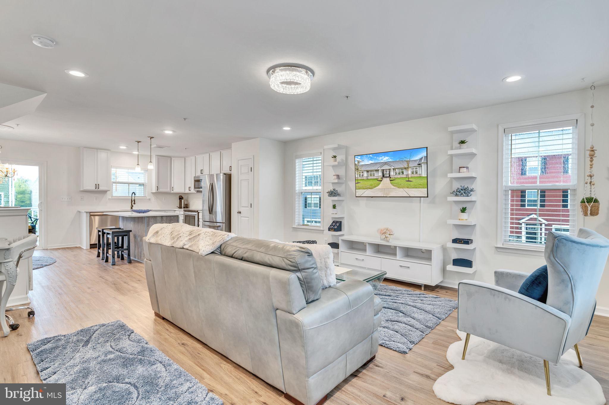 MEADE'S CROSSING - Residential