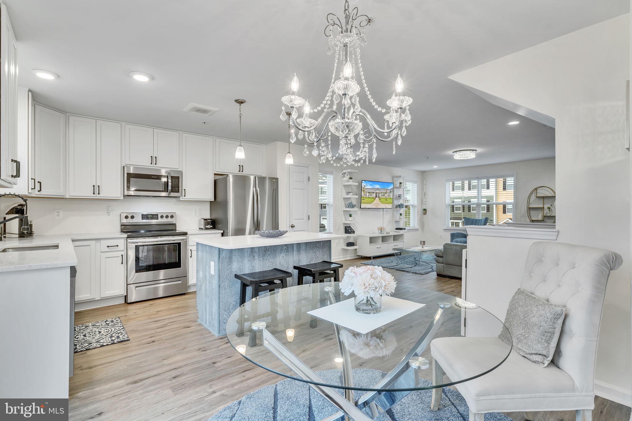 MEADE'S CROSSING - Residential