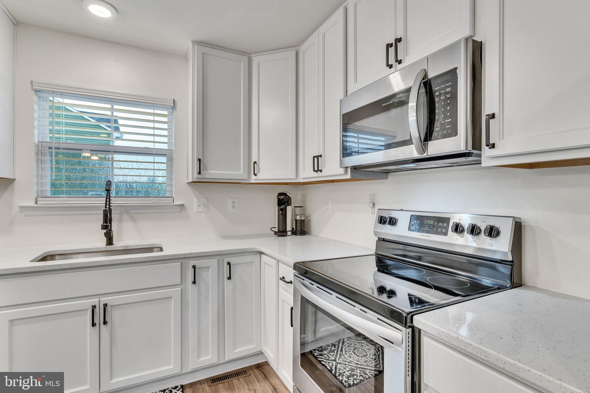 MEADE'S CROSSING - Residential