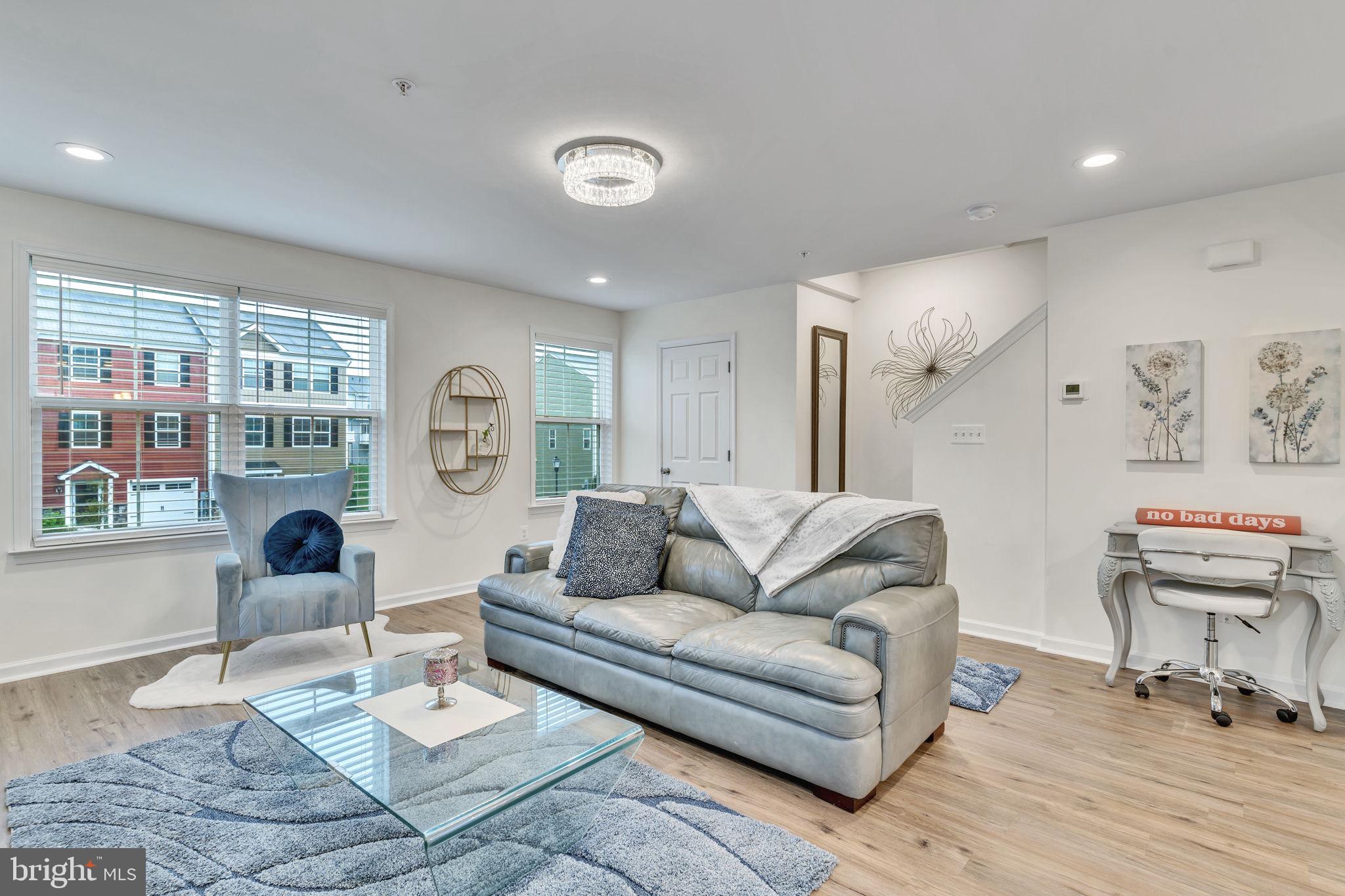 MEADE'S CROSSING - Residential