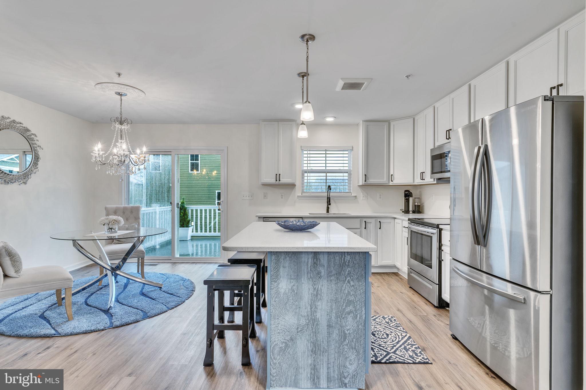 MEADE'S CROSSING - Residential