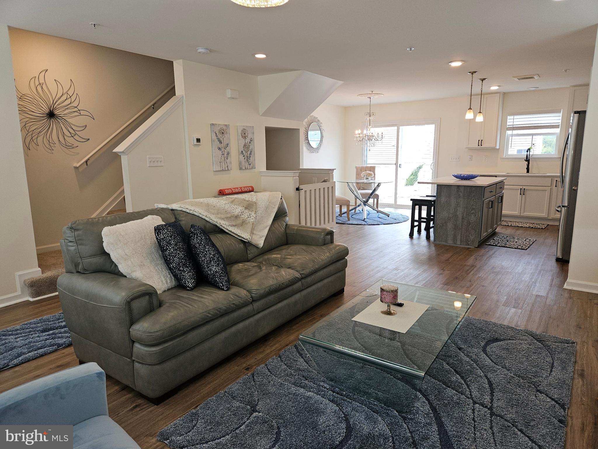 MEADE'S CROSSING - Residential