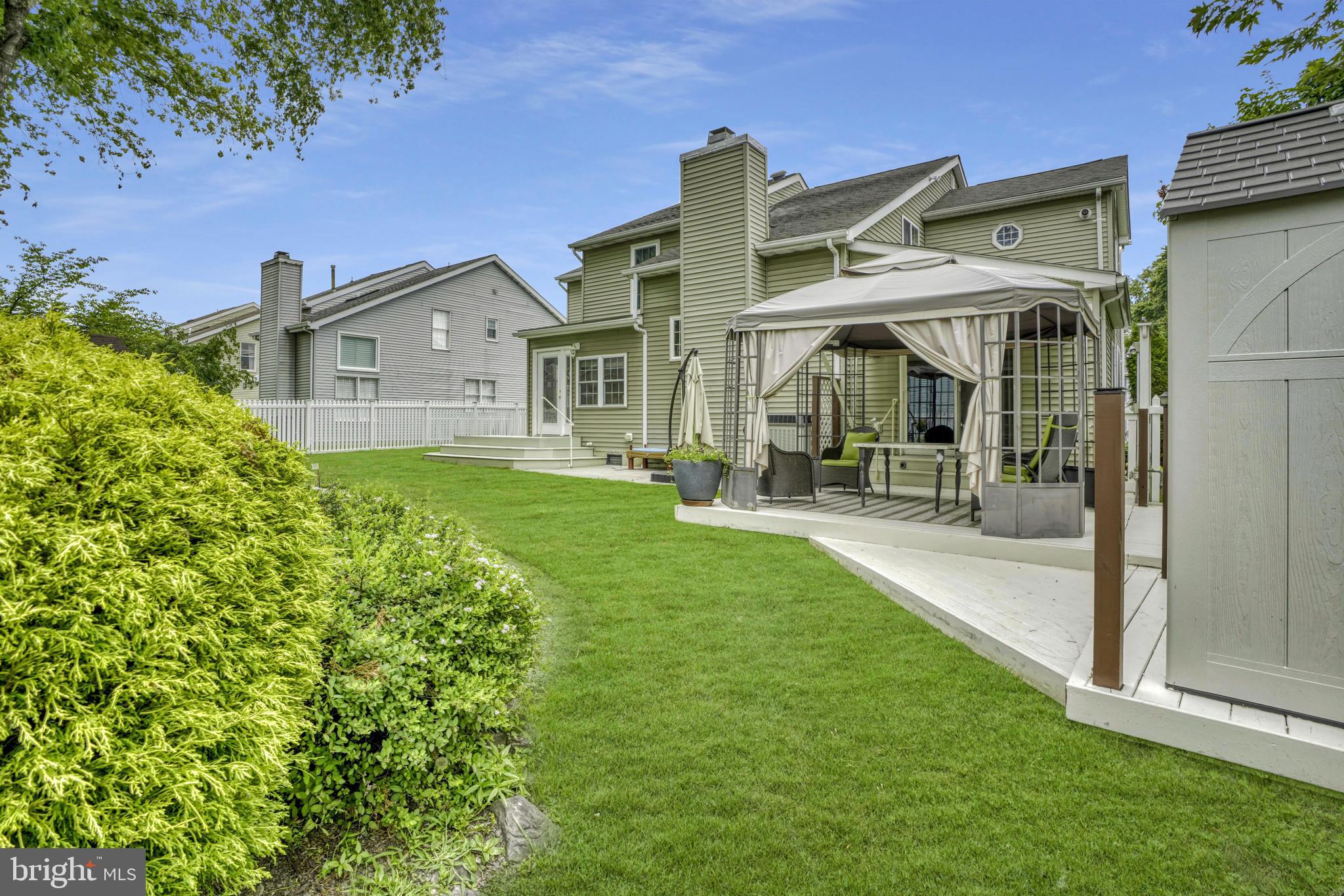 BROOKHURST - Residential